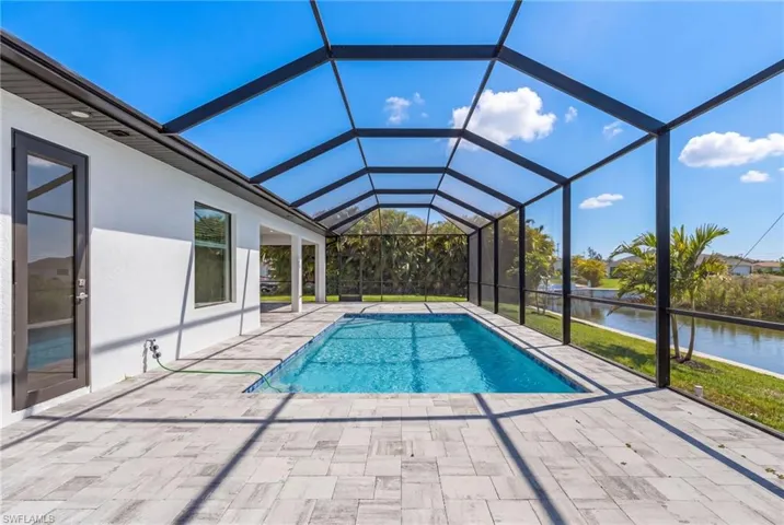 1215 Sw 21st Ave, Cape Coral, Florida 33991