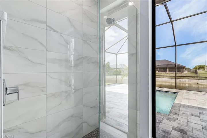 1215 Sw 21st Ave, Cape Coral, Florida 33991