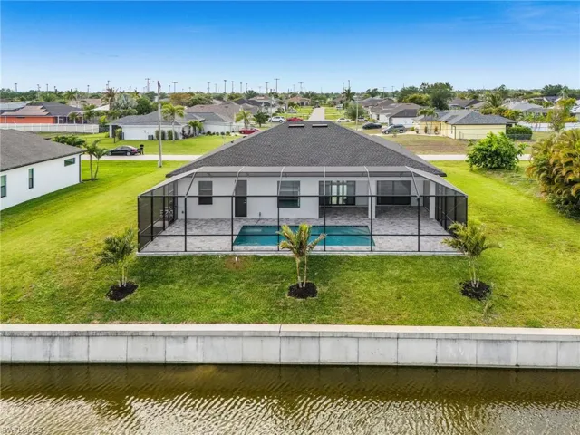 1215 Sw 21st Ave, Cape Coral, Florida 33991