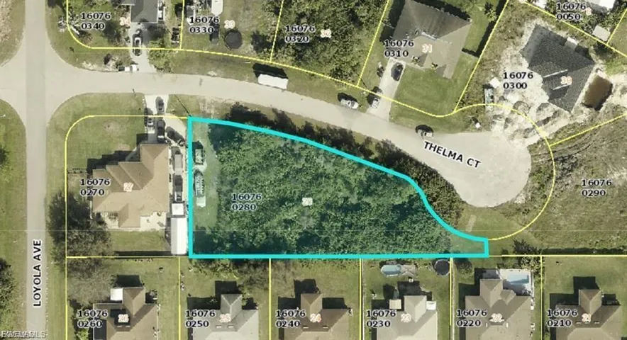441  Thelma  CT, Lehigh Acres, FL 33972