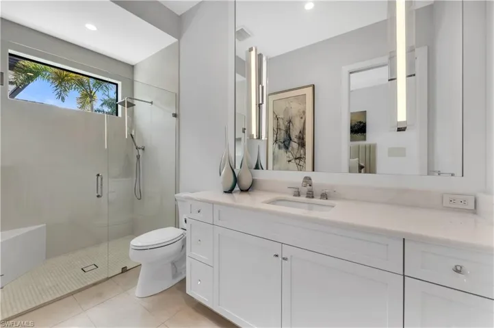 10531 Via Torino Way, Miromar Lakes, Florida 33913