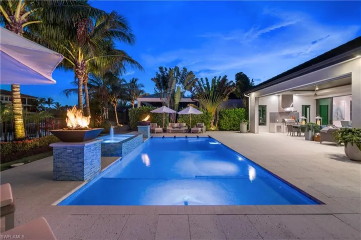 10531 Via Torino Way, Miromar Lakes, Florida 33913