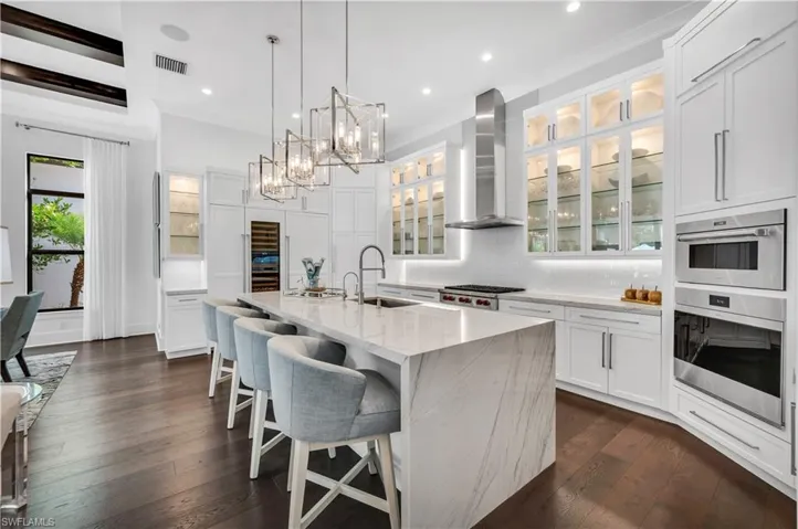 10531 Via Torino Way, Miromar Lakes, Florida 33913