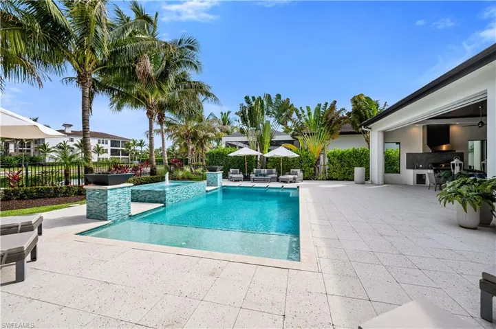 10531 Via Torino Way, Miromar Lakes, Florida 33913