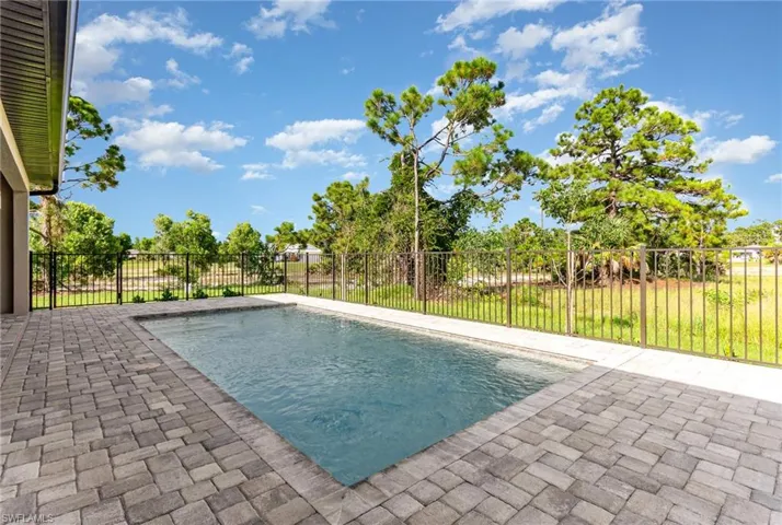 4157 NW 39th  AVE, Cape Coral, FL 33993