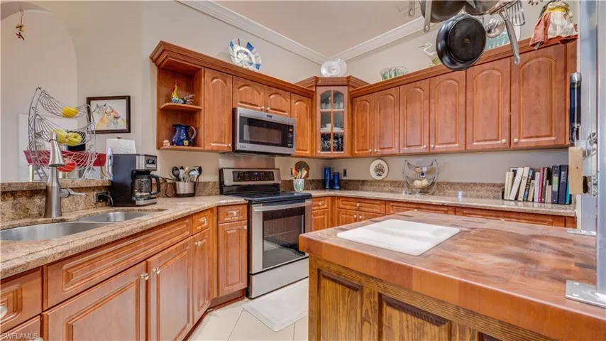 3608 Nw 3rd St, Cape Coral, Florida 33993