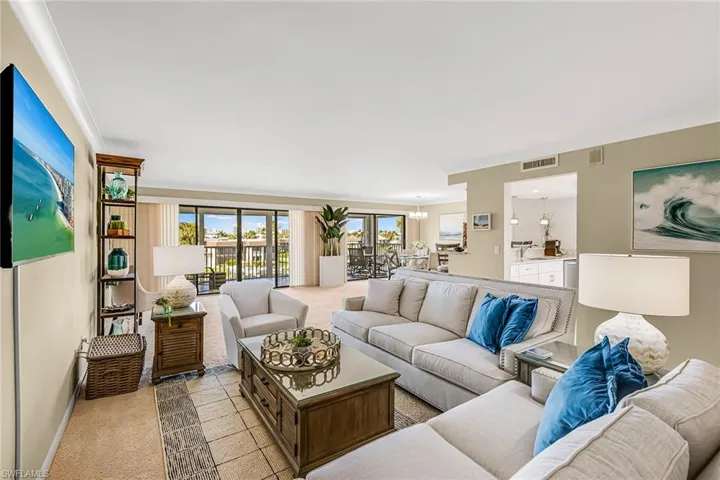908 Collier Ct 302, Marco Island, Florida 34145