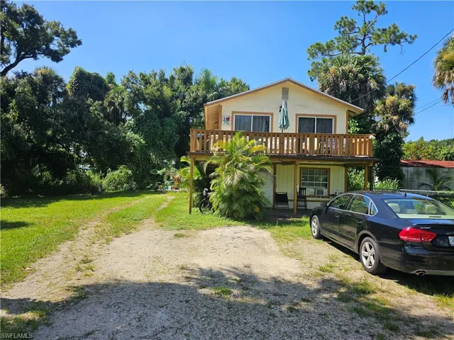 549 San Bernardino St, North Fort Myers, Florida 33903
