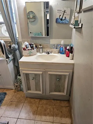 549 San Bernardino St, North Fort Myers, Florida 33903