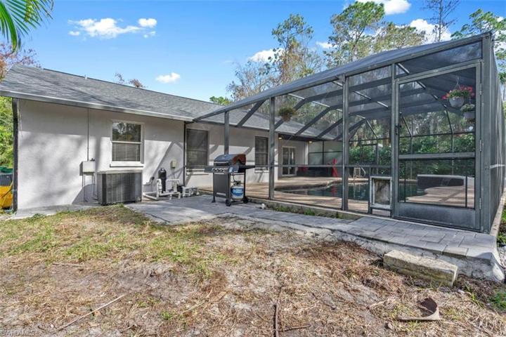 5080 Cherry Wood DR, NAPLES FL 34119