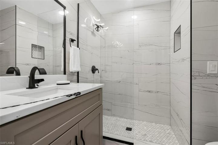 5080 Cherry Wood DR, NAPLES FL 34119