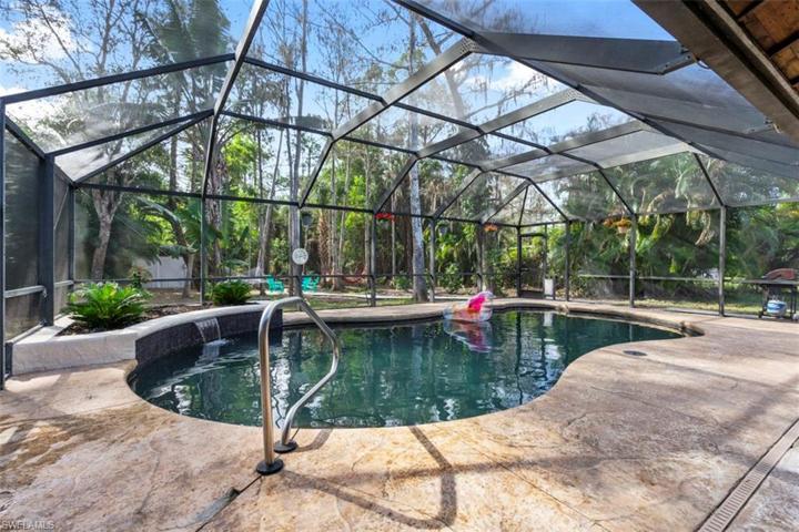 5080 Cherry Wood DR, NAPLES FL 34119