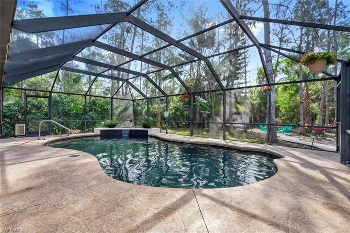 5080 Cherry Wood DR, NAPLES FL 34119
