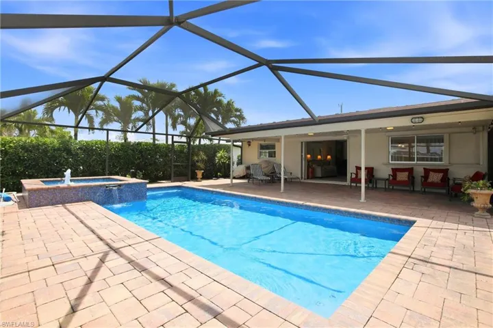 1141 Se 28th Ter, Cape Coral, Florida 33904