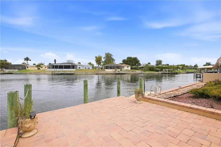 1141 Se 28th Ter, Cape Coral, Florida 33904