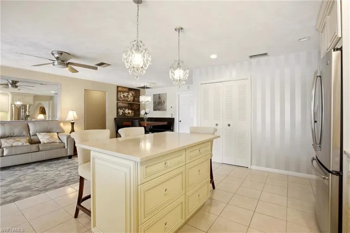 1141 Se 28th Ter, Cape Coral, Florida 33904