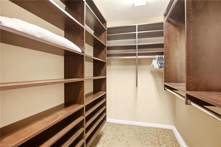 1141 Se 28th Ter, Cape Coral, Florida 33904