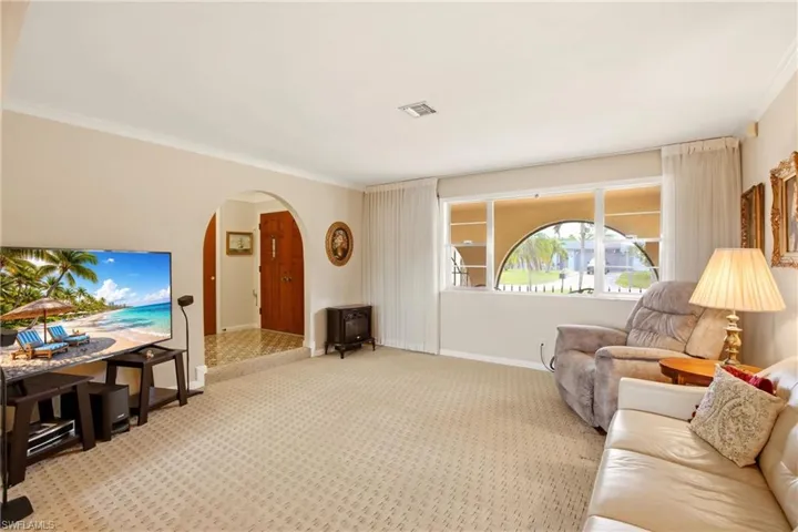 1141 Se 28th Ter, Cape Coral, Florida 33904