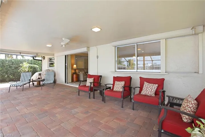 1141 Se 28th Ter, Cape Coral, Florida 33904