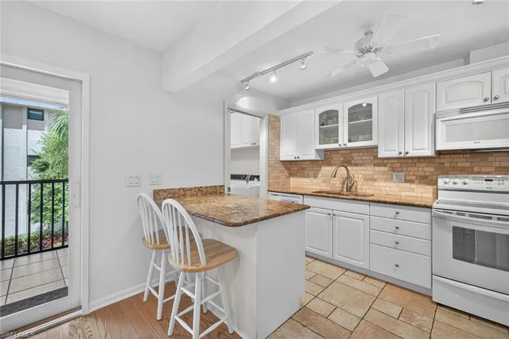 788 Park Shore Dr C25, Naples, Florida 34103