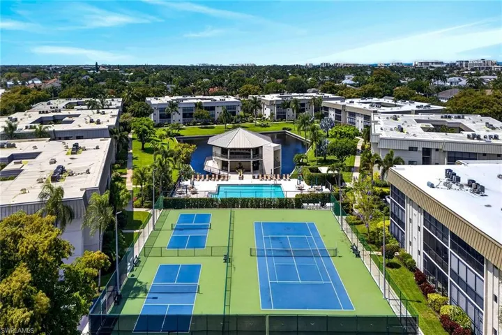 788 Park Shore Dr C25, Naples, Florida 34103