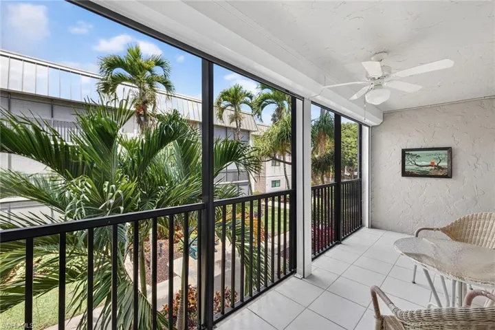 788 Park Shore Dr C25, Naples, Florida 34103