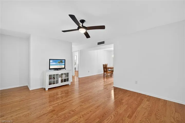 788 Park Shore Dr C25, Naples, Florida 34103
