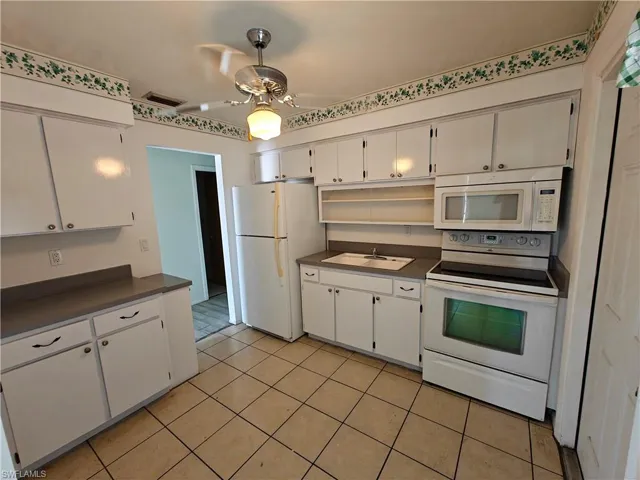 26 Temple Ct, Lehigh Acres, Florida 33936