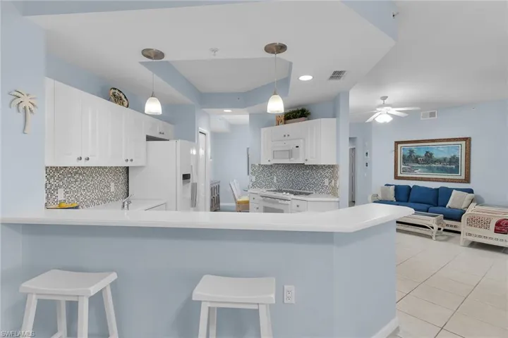 8375 Whisper Trace Ln 103, Naples, Florida 34114