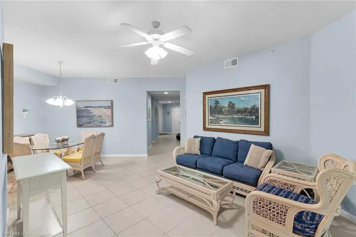 8375 Whisper Trace Ln 103, Naples, Florida 34114