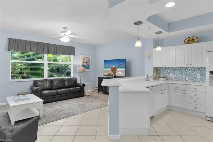 8375 Whisper Trace Ln 103, Naples, Florida 34114