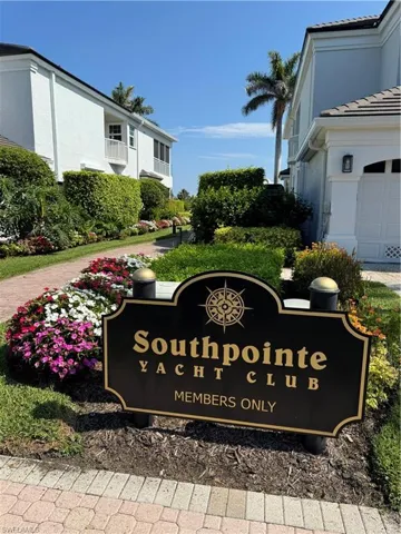 1777  Gulfstar S DR, Naples, FL 34112