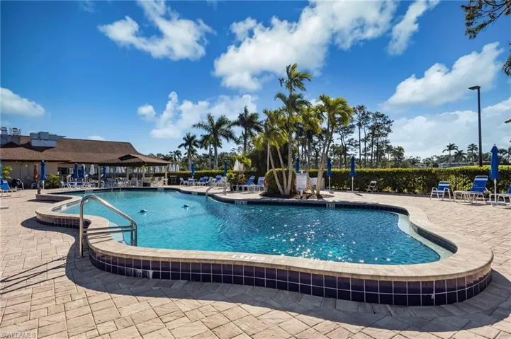 232  Palm  DR, Naples, FL 34112