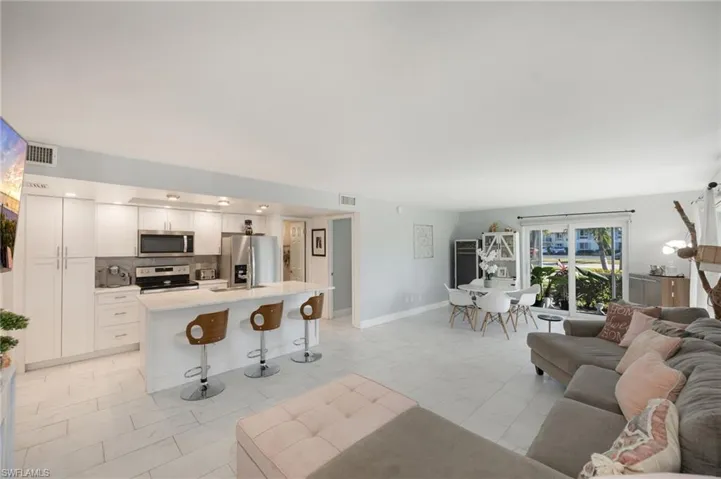232  Palm  DR, Naples, FL 34112