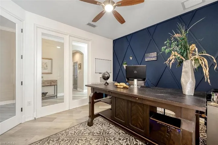14321  Manchester  DR, Naples, FL 34114