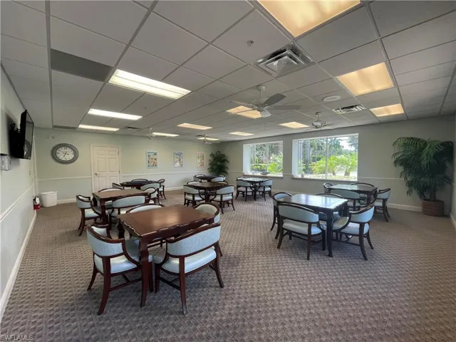 Card / Meeting Room