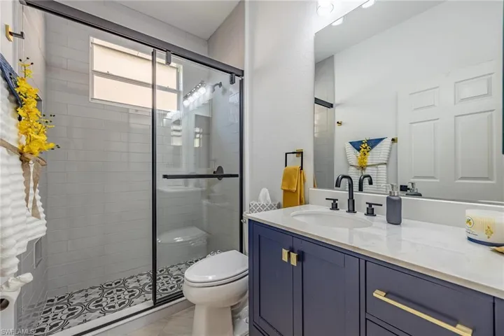 2nd Bathroom