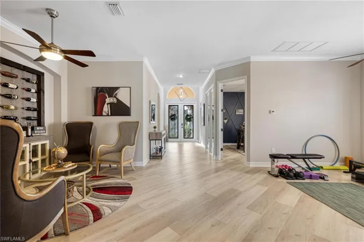 14321  Manchester  DR, Naples, FL 34114