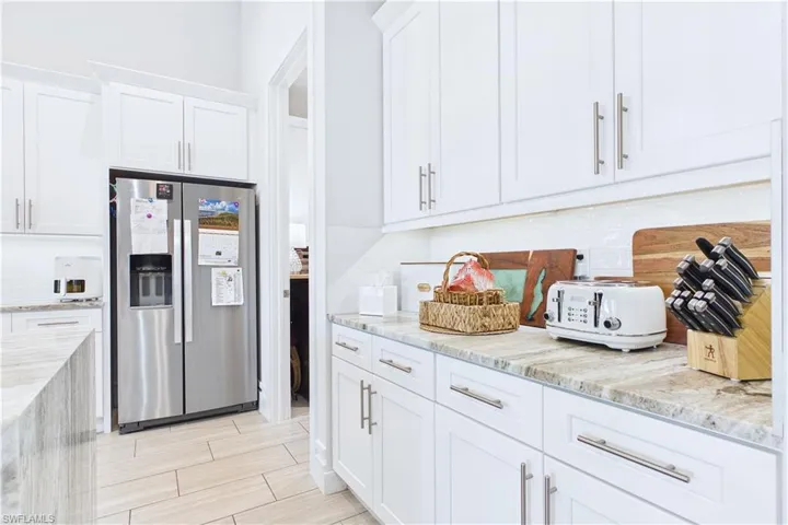 3302 Nw 18th St, Cape Coral, Florida 33993