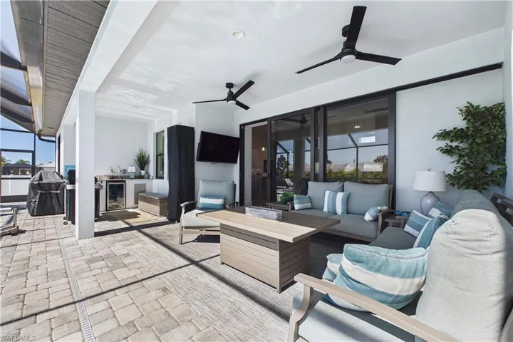 3302 Nw 18th St, Cape Coral, Florida 33993