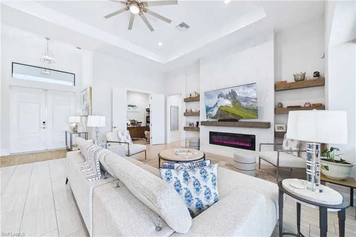3302 Nw 18th St, Cape Coral, Florida 33993