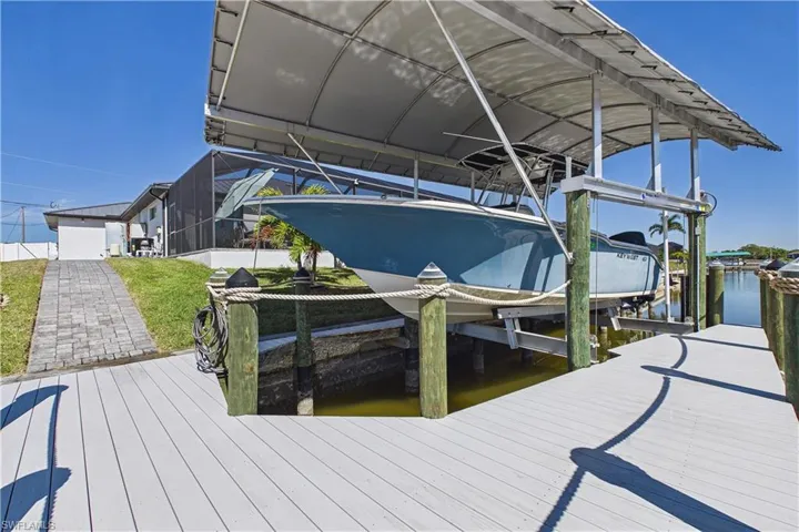 3302 Nw 18th St, Cape Coral, Florida 33993