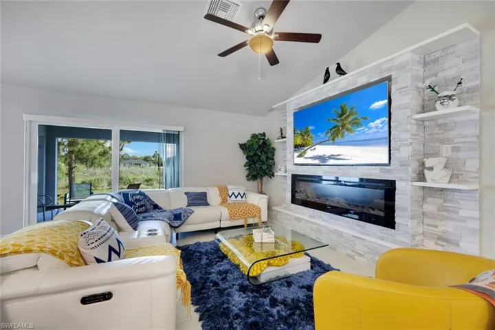 3200 41st St W, Lehigh Acres, Florida 33971