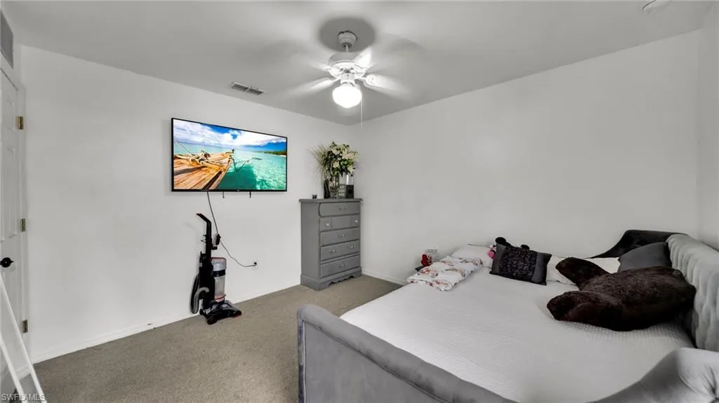 926 5th PL, Cape Coral, FL 33909,2025000333