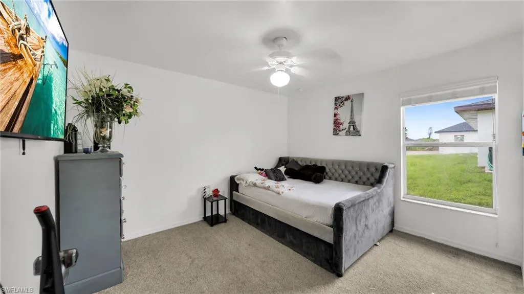 926 5th PL, Cape Coral, FL 33909,2025000333
