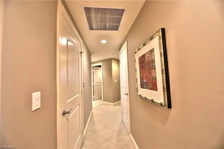 Hall to Guest Rooms