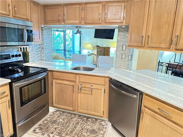 9635 Eaton Gardens Ln # 103, Fort Myers, Florida 33919