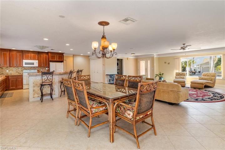 274  George SE RD, PORT CHARLOTTE, FL 33952