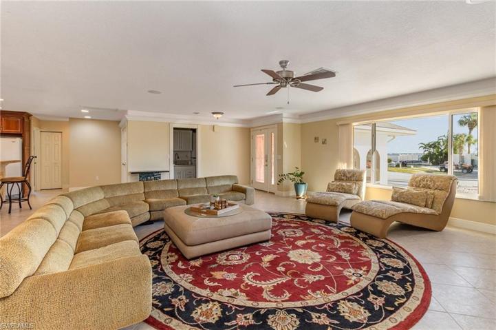 274  George SE RD, PORT CHARLOTTE, FL 33952
