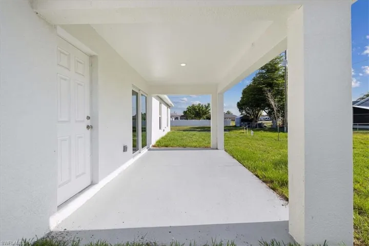 1208 Nw Juanita Pl, Cape Coral Fl 33993